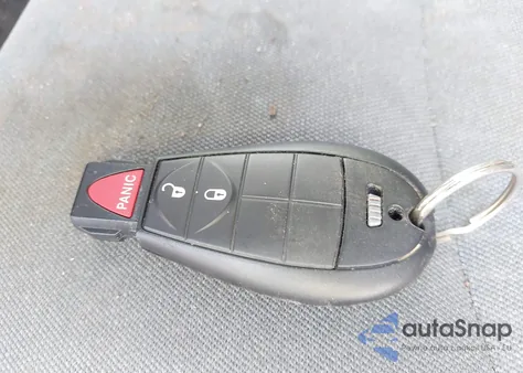 2021 Ram 1500 Classic Slt 4X4 5'7 Box from USA, damaged, VIN 1C6RR7LG9MS542049